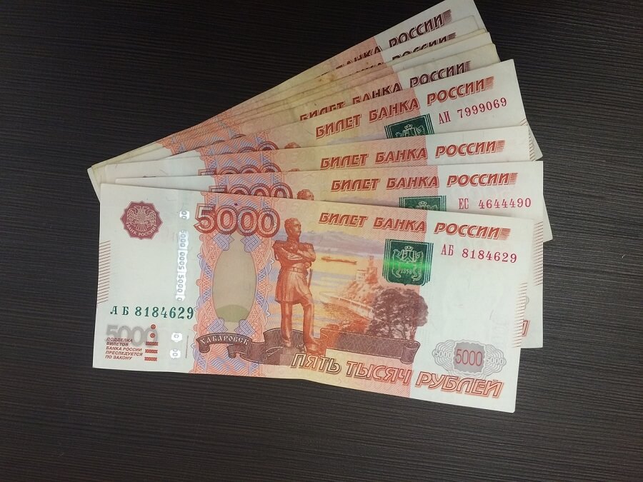 Медианная зарплата в России
