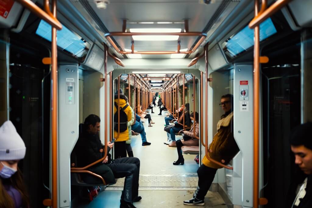Какие поездки на метро в Москве подорожали сильнее всего