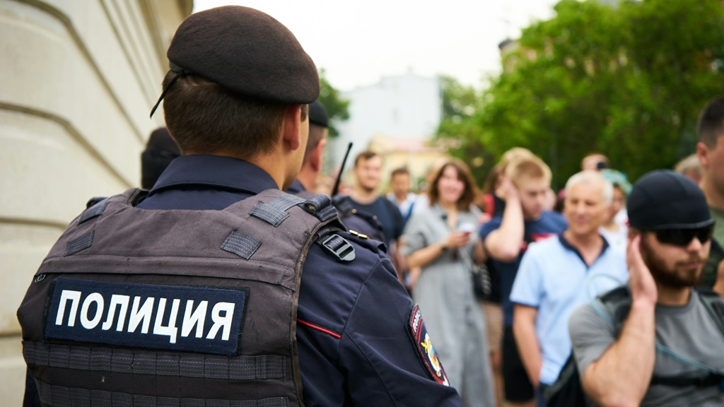 Повышение зарплат полиции 